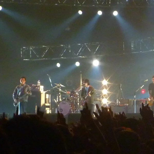 ASIAN KUNG-FU GENERATION