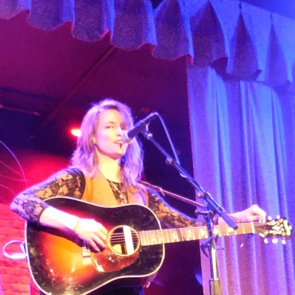 Dawn Landes