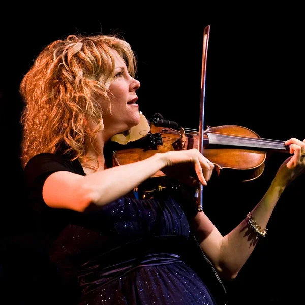 Natalie MacMaster