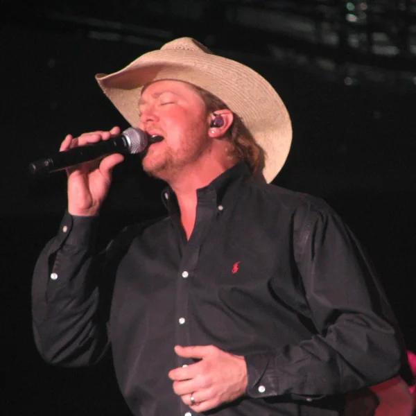 Tracy Lawrence