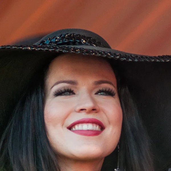 Jenni Vartiainen