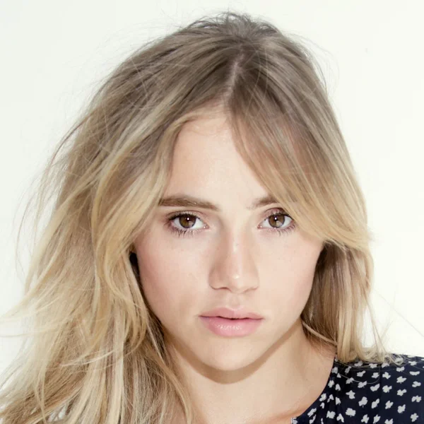 Suki Waterhouse