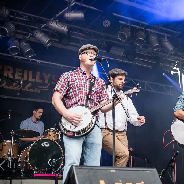 The O’Reillys and the Paddyhats
