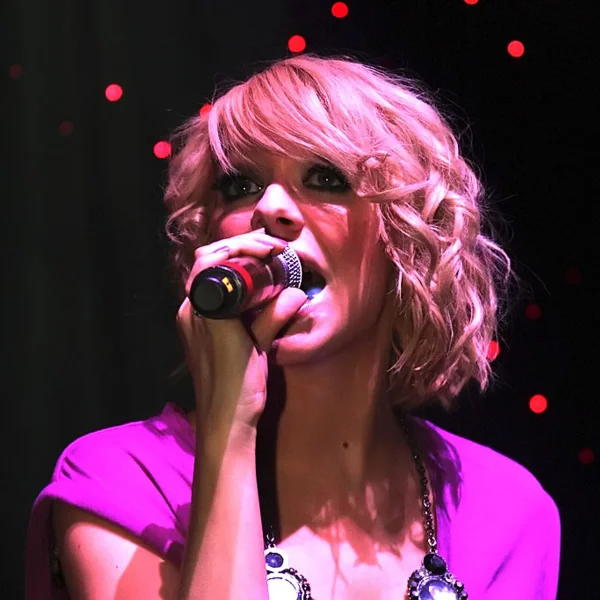 Liz McClarnon