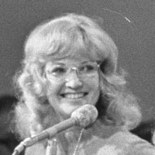 Lyn Paul