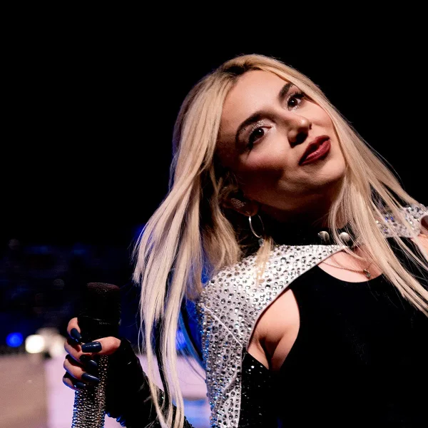 Ava Max