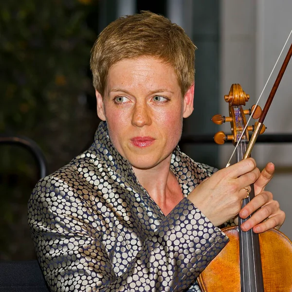 Isabelle Faust