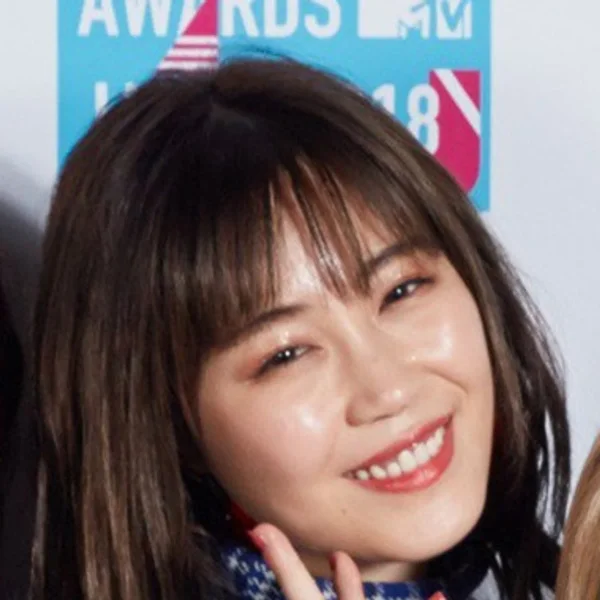 鷲尾伶菜