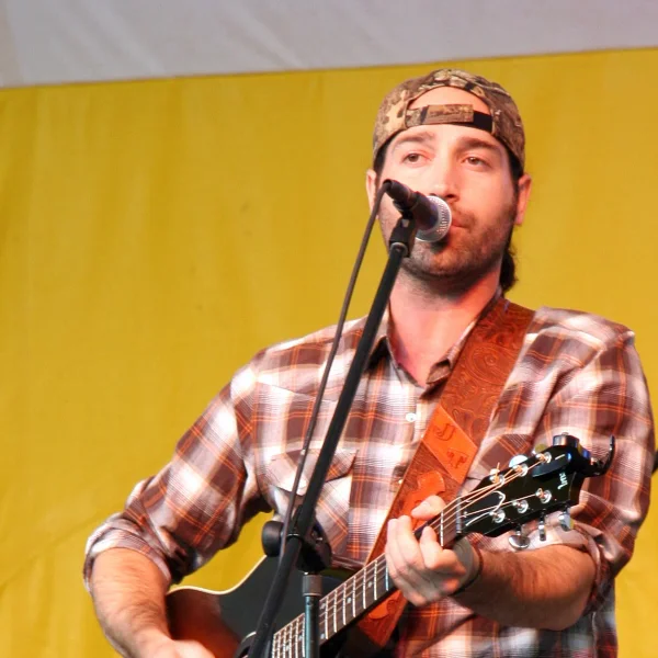 Josh Thompson