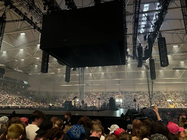HIT ME HARD AND SOFT, THE TOUR: Saint Paul