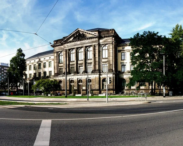Hochschule für Musik Carl Maria von Weber Dresden