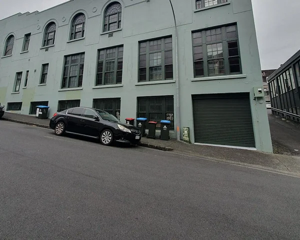 Roundhead Studios