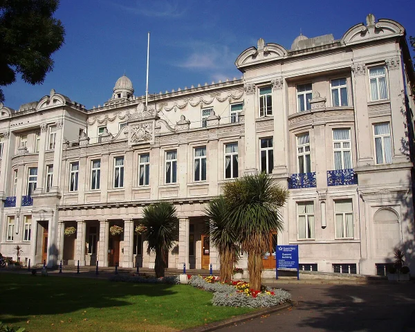 Queen Mary University